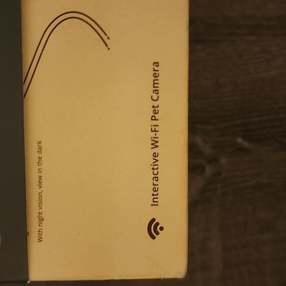 Petcube Play interactive wifi pet cam - Picture 5 of 5